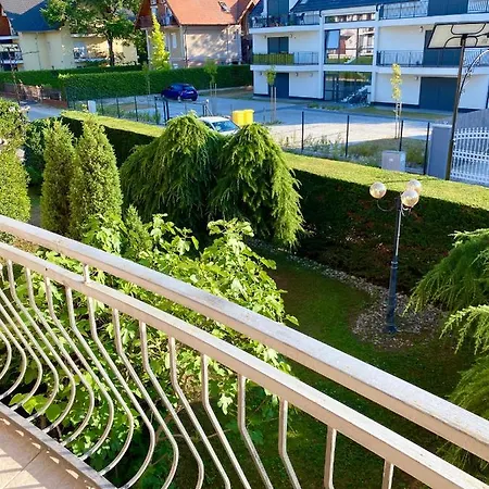 Appartement Selyemakacapartman *
